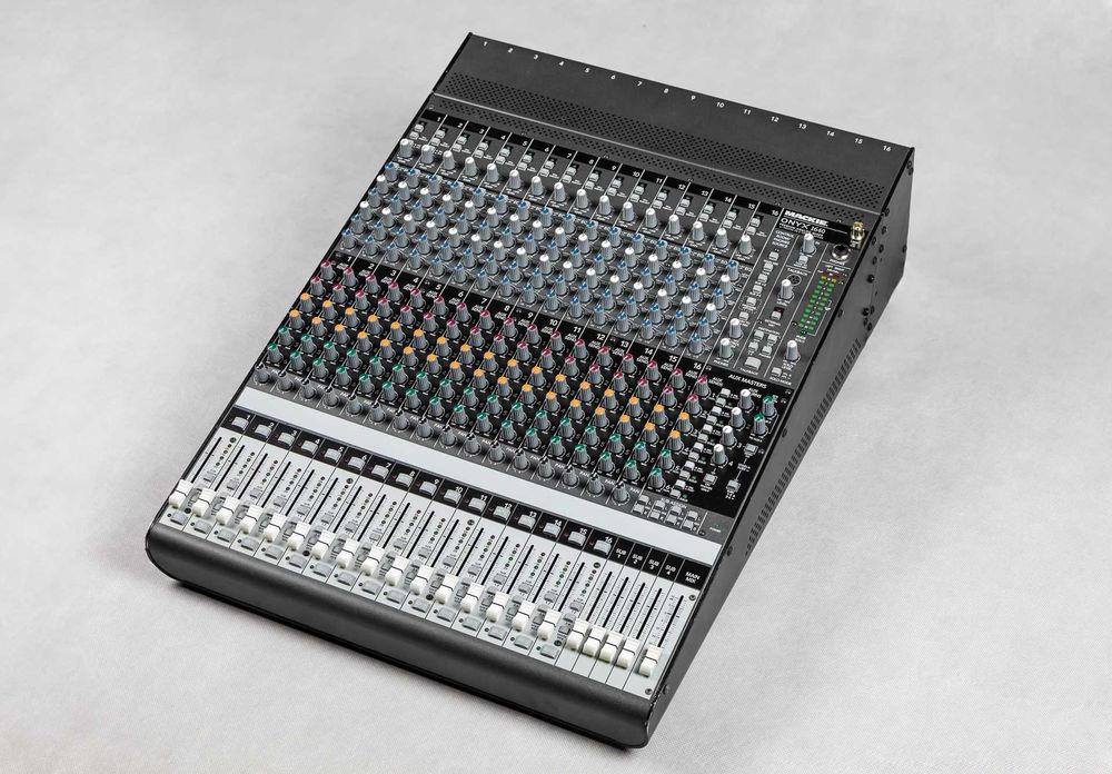Mackie ONYX 1640 - mikser audio