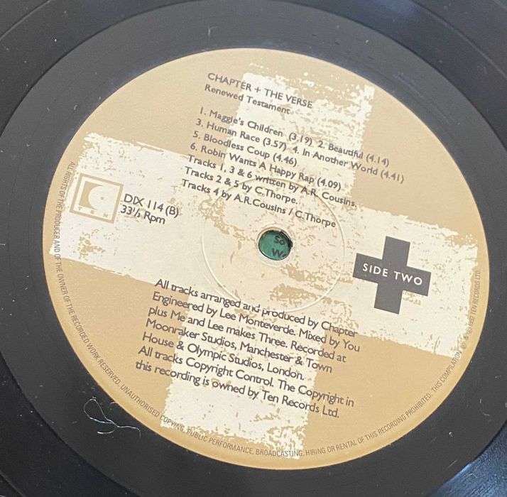 Disco de vinil: "Renewed Testament", dos Chapter+The Verse