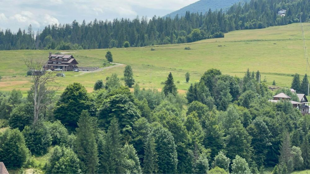 Продається у центрі Пилипця ділянки