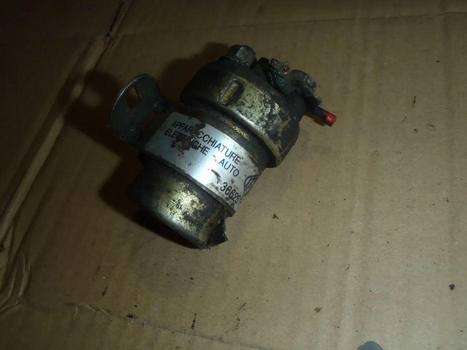 SILNICZEK  do pompy wywrotu wywrotki