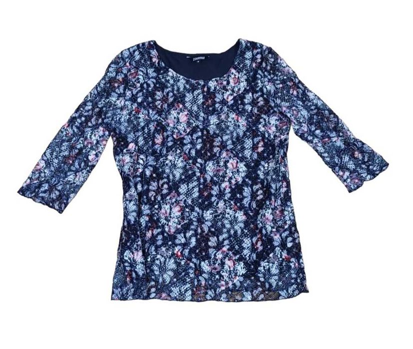 Bluzka w kwiaty firmy Zavanna