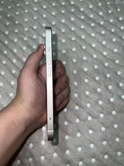 Продам Iphone 13 128 gb