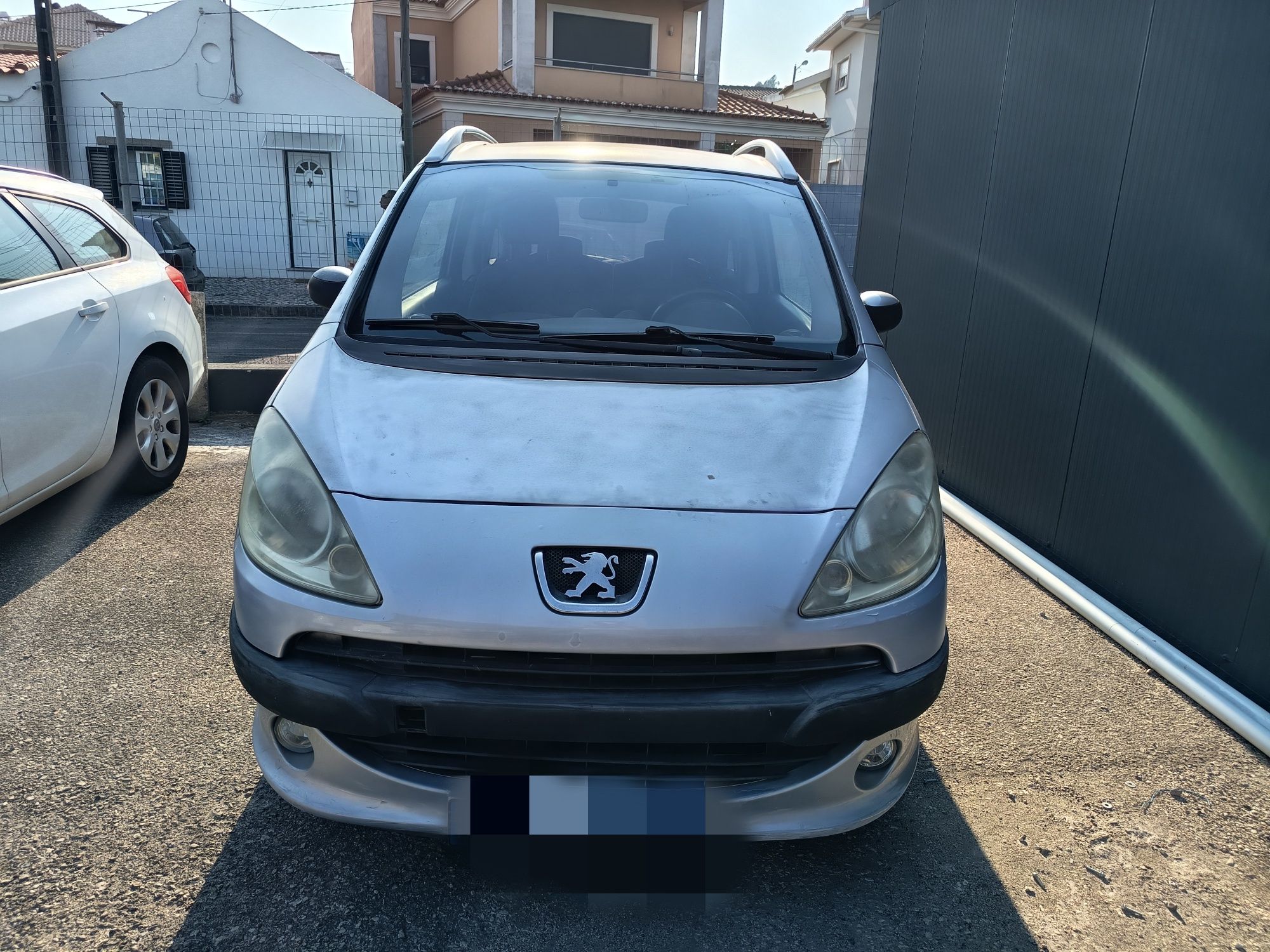 PEUGEOT 1007 - Diesel