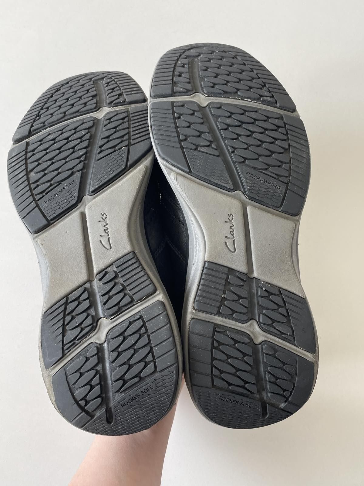 CLARKS шкіряні мокасини 44 р туфлі оригінал ідеал