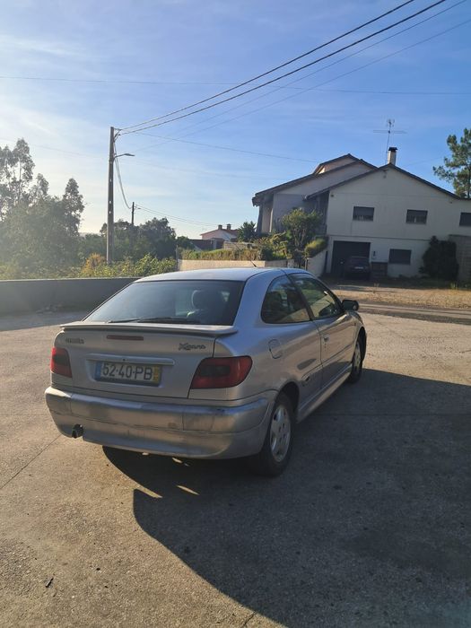 Citroen Xsara 1.4 ano 2000
