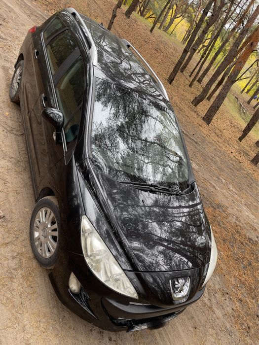 PEUGEOT 308SW  с панорамной крышей 4700$ торг