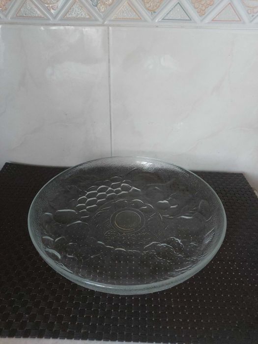 Prato em vidro para sobremesas