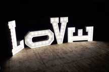 LOVE litery napis LED 120cm solidny