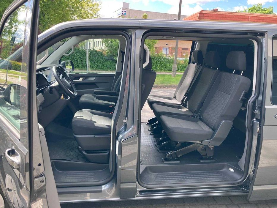 Wynajem VW CARAVELLE LONG T7,9/8 os. automat/najdłuższy bus 5,5 metra!