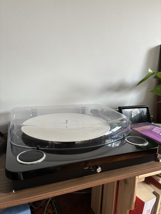 Gira-discos como novo