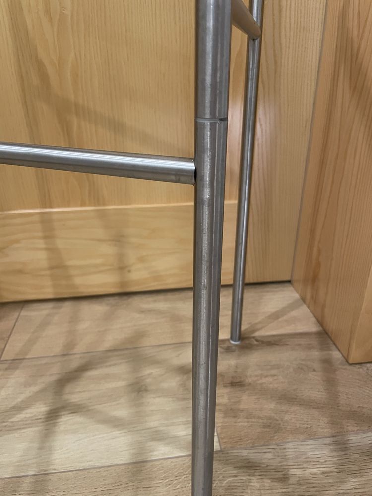 Wieszak na ręczniki stojacy ikea Brogrund