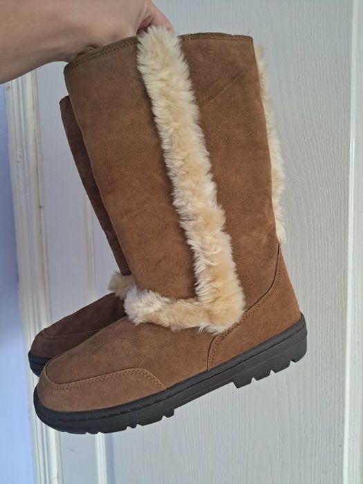 Уггі угги жіночі зимові шкіряні черевики чоботи UGG W8 39