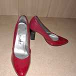 Czerwone buty rozm 41
