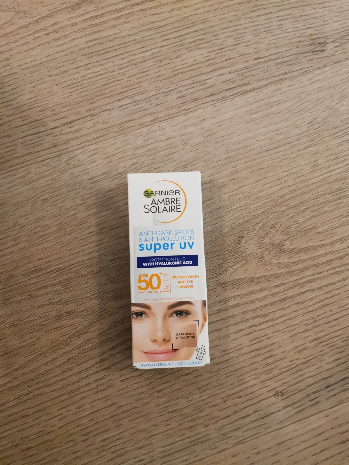 Garnier Ambre Solaire Sensitive SPF50 krem ochronny do twarzy