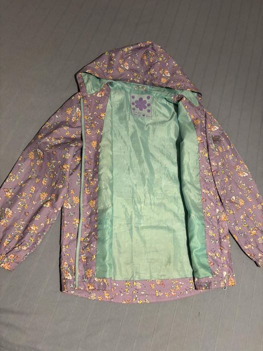 Ветровка для девочки (возраст 11-12лет), б/у состояние отличное