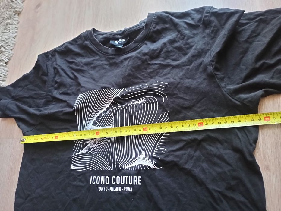 T-shirt męski.  ICONO Regular fit.
