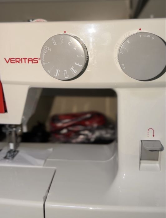 Швейна машина Veritas Sarah 71014 13 швейних програм