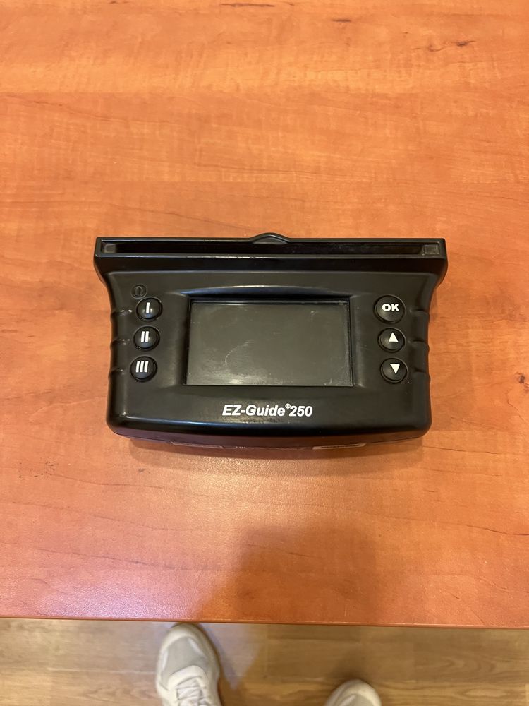Курсовказівник Trimble EZ-Guide 250