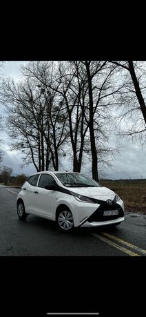 Toyota Aygo 1.0 od kobiety. Super stan. F-VAT . Serwisowana.