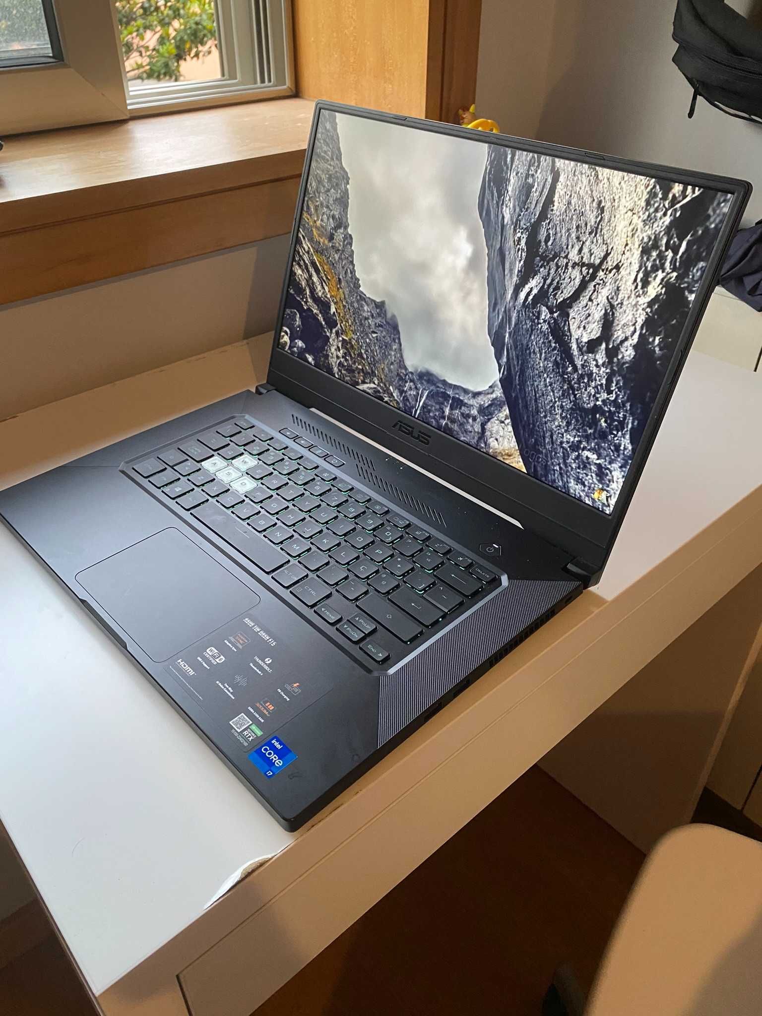 Portátil Gaming ASUS TUF DASH F15 FX516PE-71ART5CB1