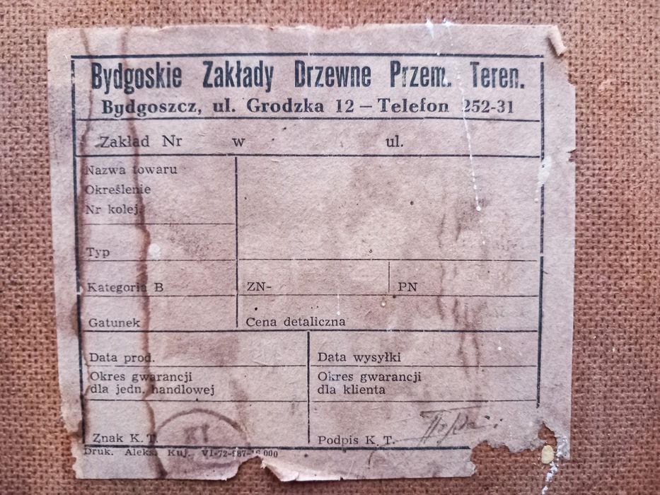 Odnowiony zestaw proj. Stanisława Albrechta, komoda, sideboard.