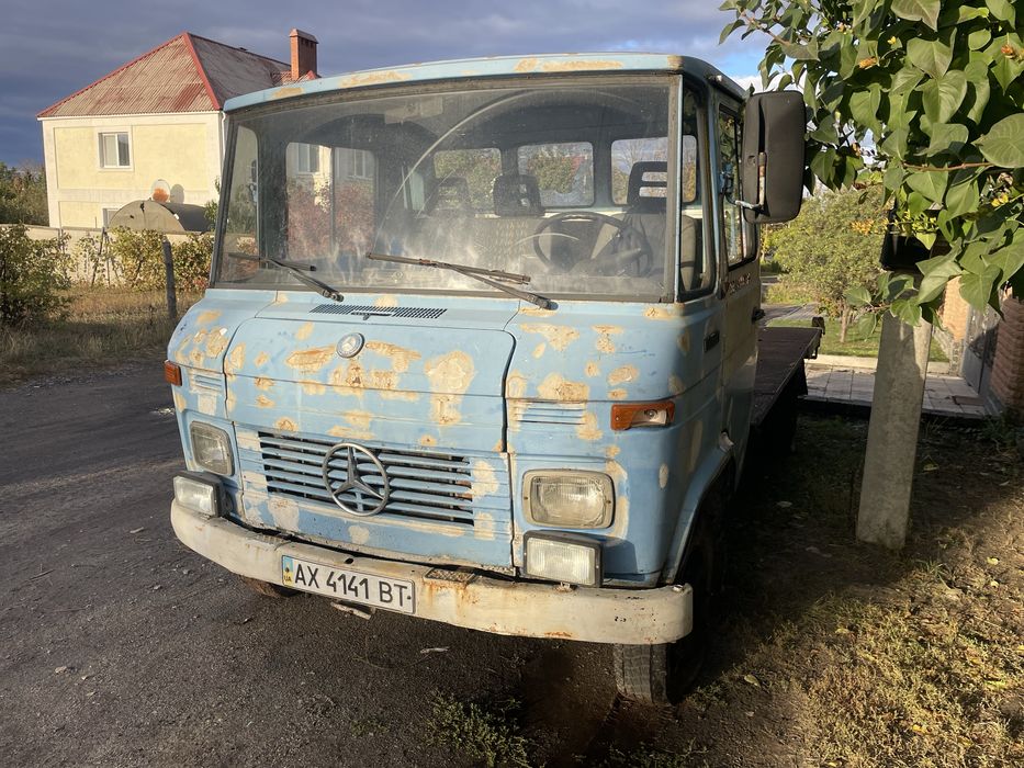 Продам эвакуатор mercedes 508