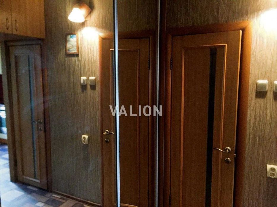 Продаж 2-кімн. квартири євроремонт, вул. Ревуцького, метро Харківська