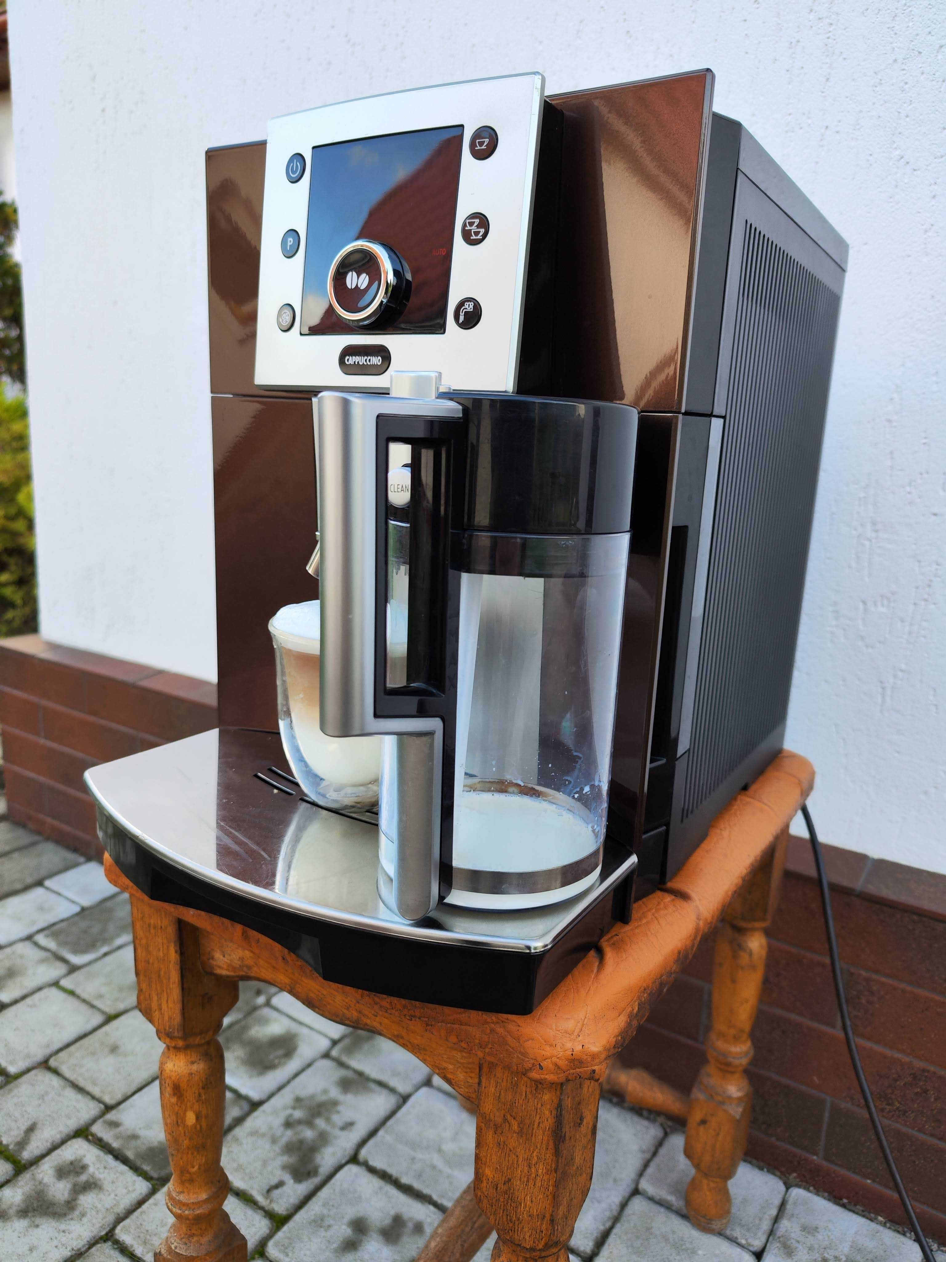 Кавомашина кофемашина Delonghi Perfecta ESAM 5500 новий молочник