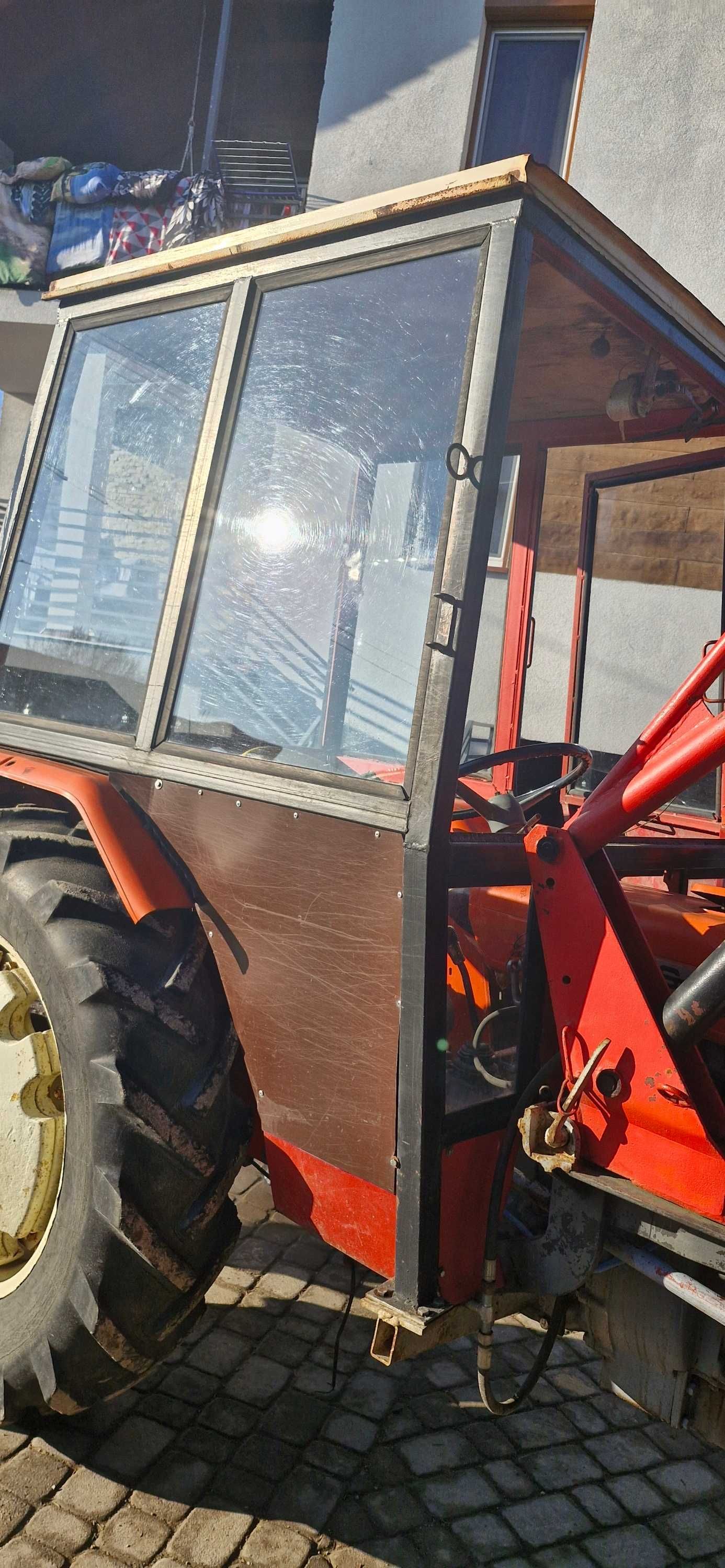 Kabina c 328 c 330