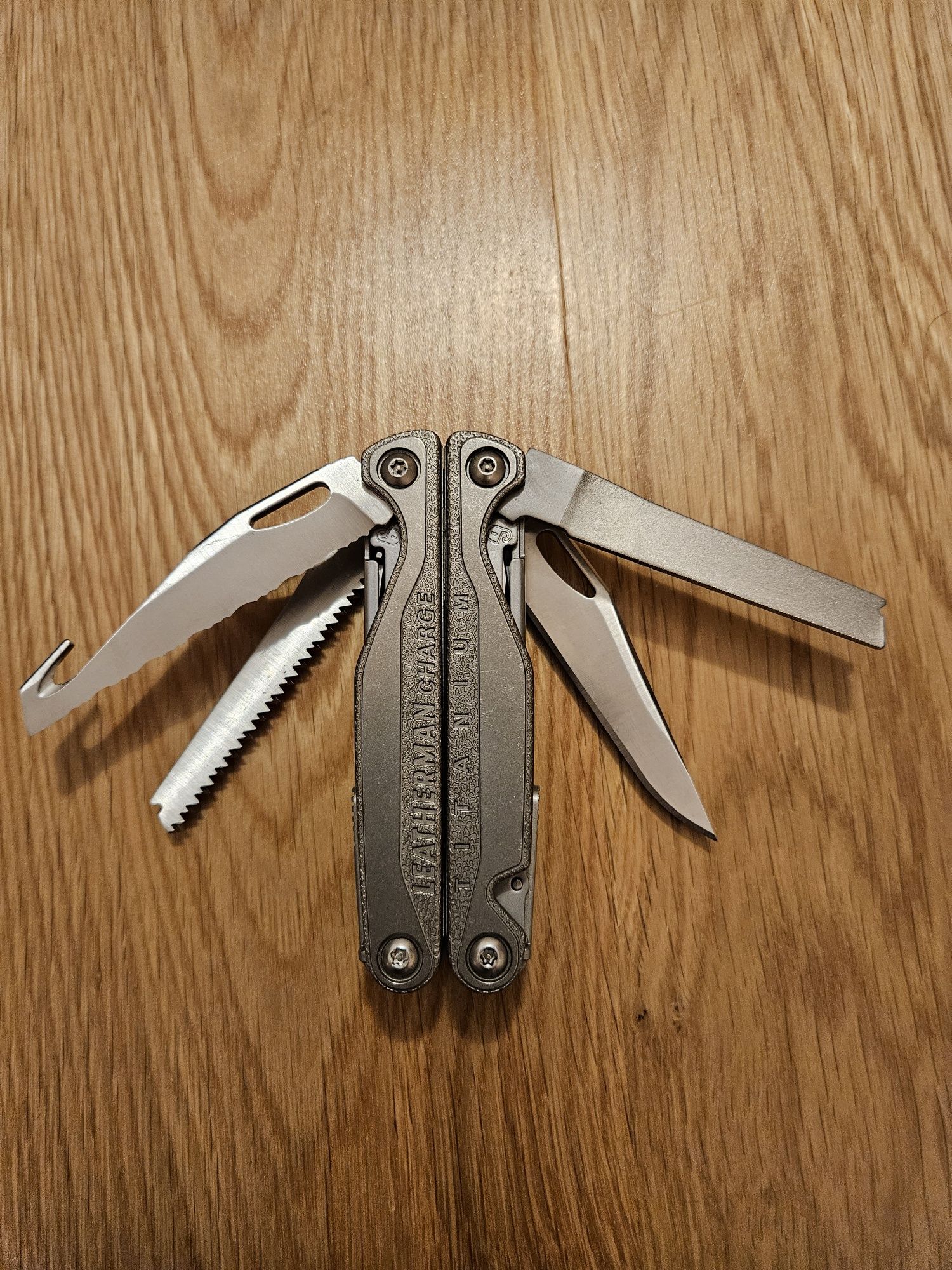 Multitool Leatherman Charge TTi Plus z Etui i Bity Warszawa NOWY