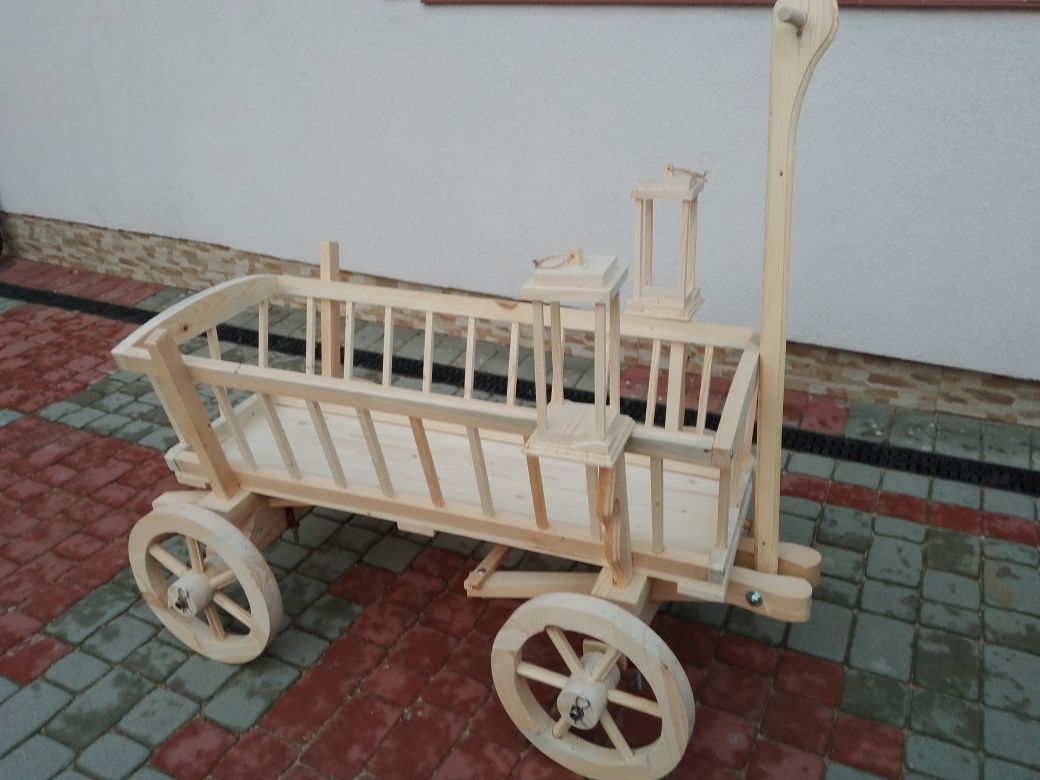 Wóz drewniany dekoracja
