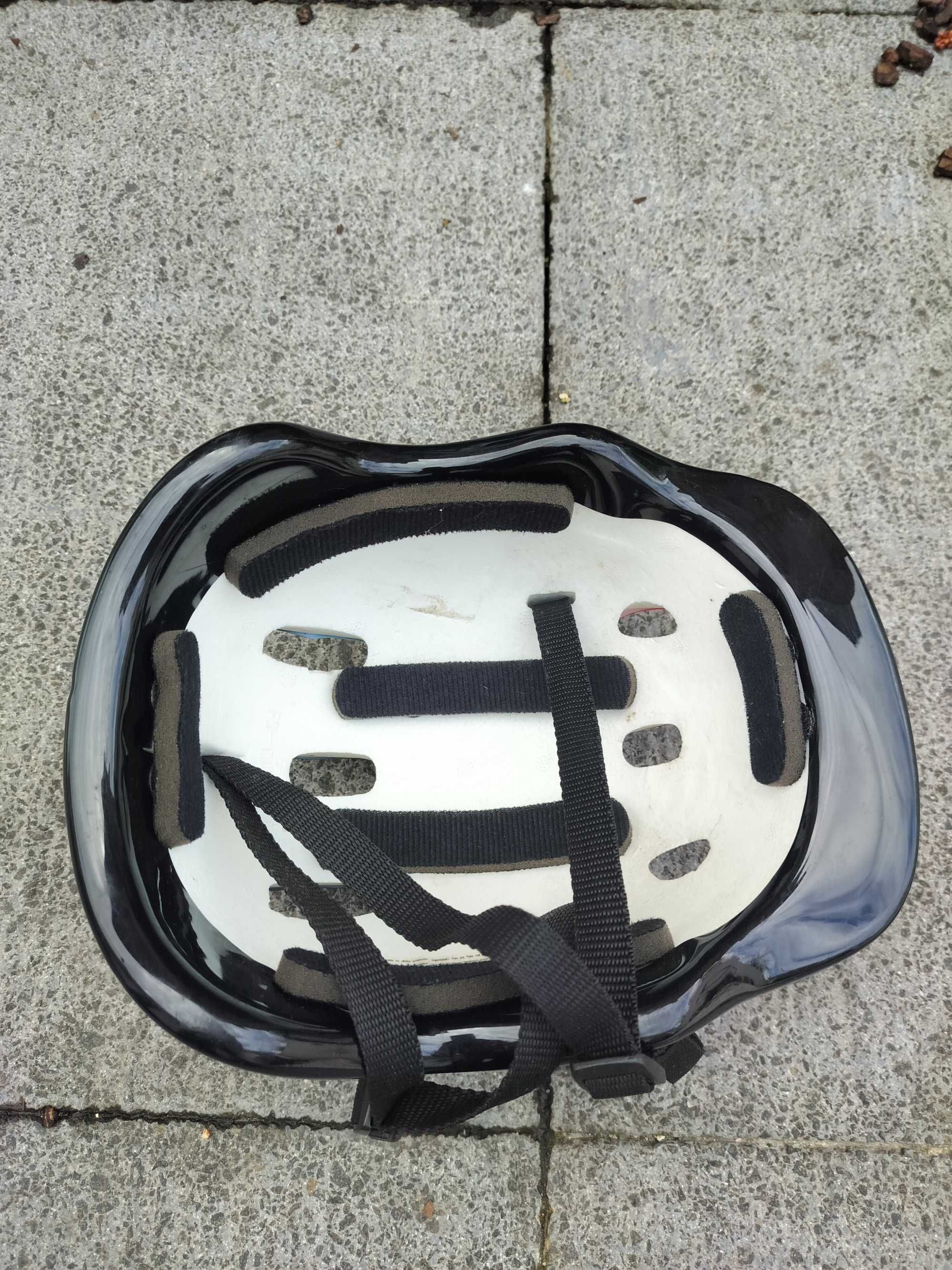 Patins linha oxelo 32-35 com capacete - usados uma vez