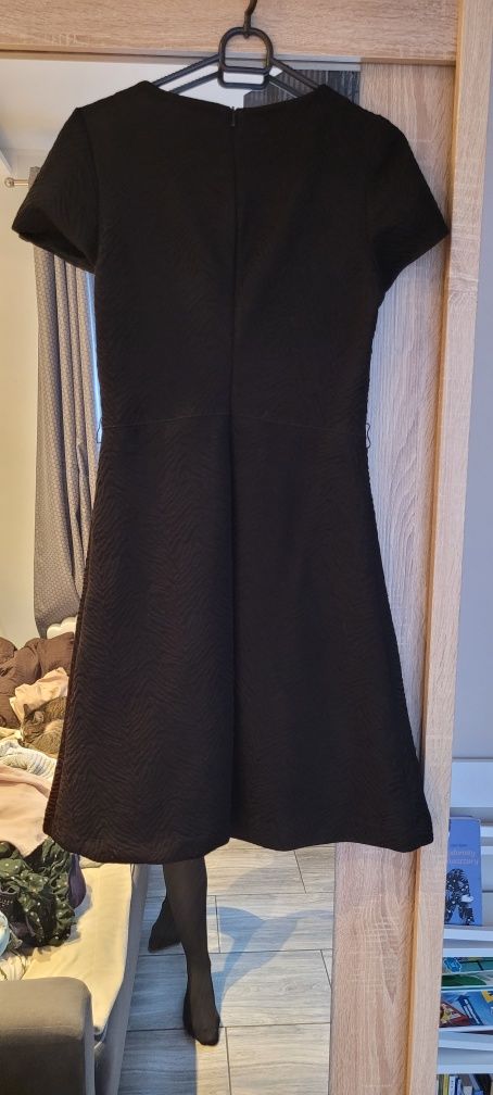 Sukienka Hugo Boss czarna XS