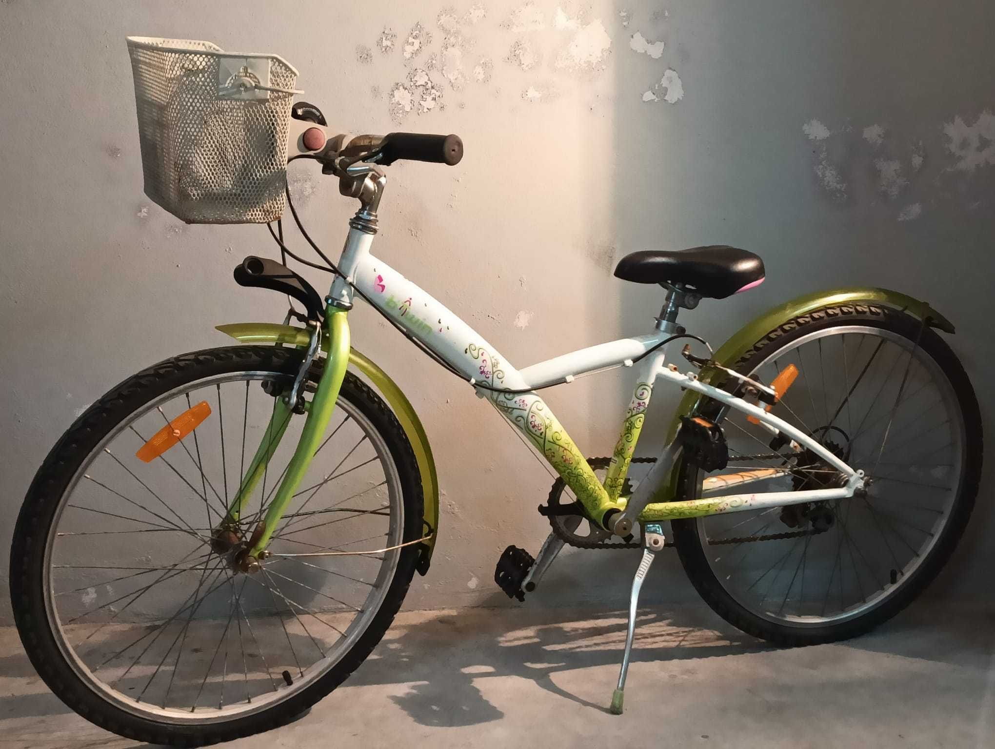 Bicicleta com cesta