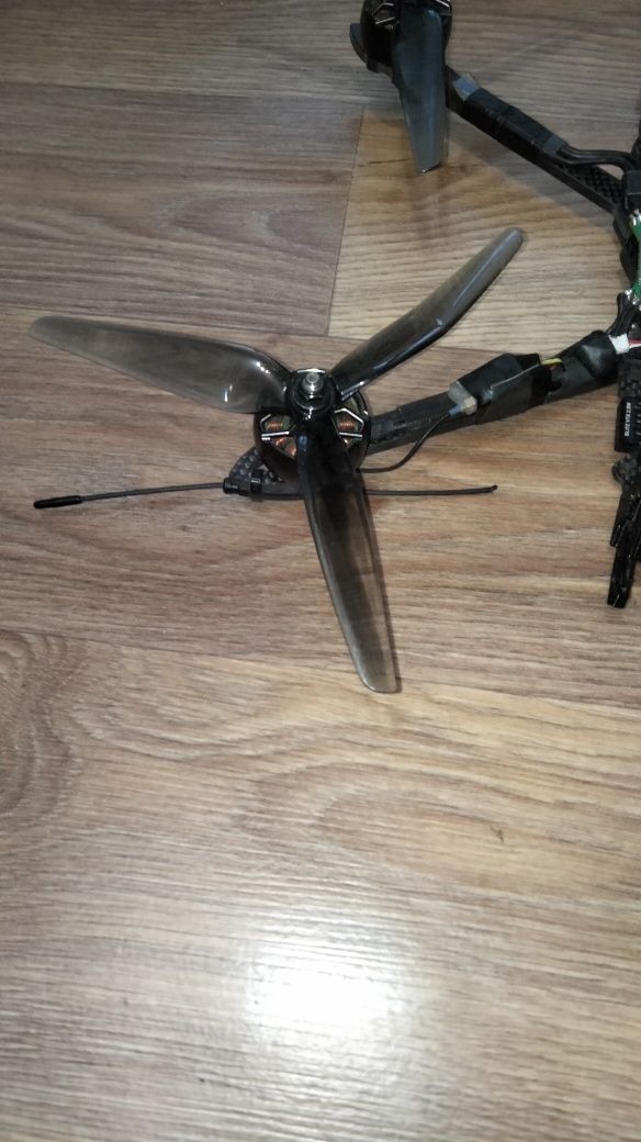 Продам трофейный FPV дрон 7"