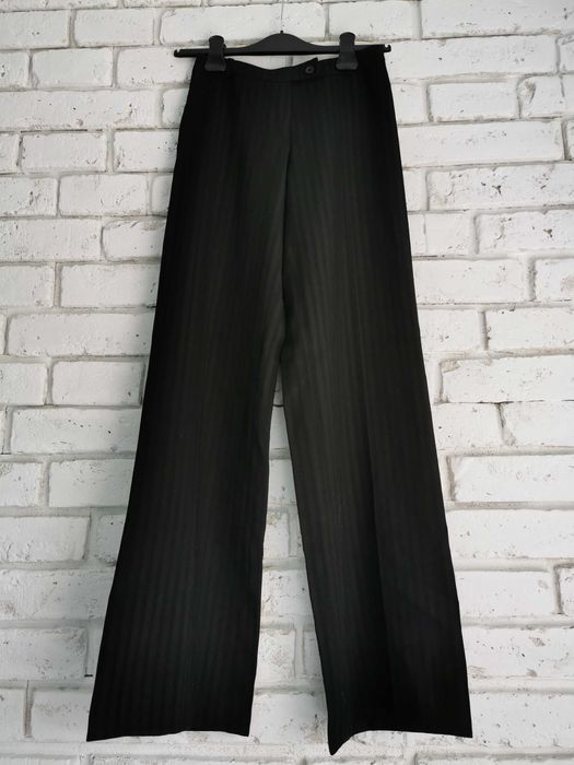 Szerokie spodnie marki SOBORA