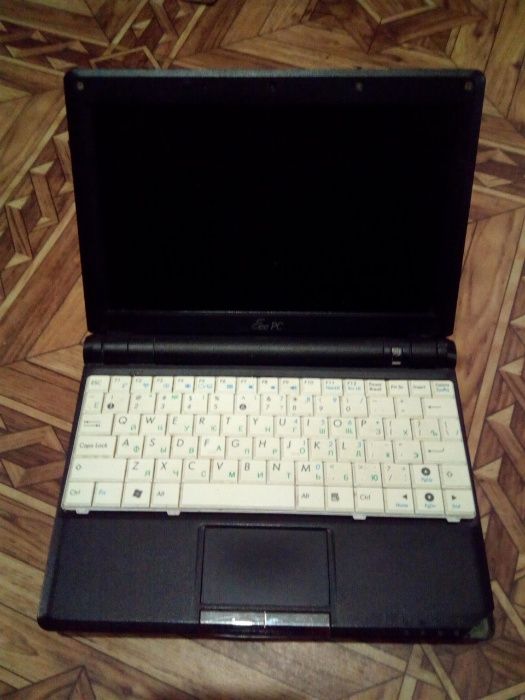 Залишки asus Eee pc900ax