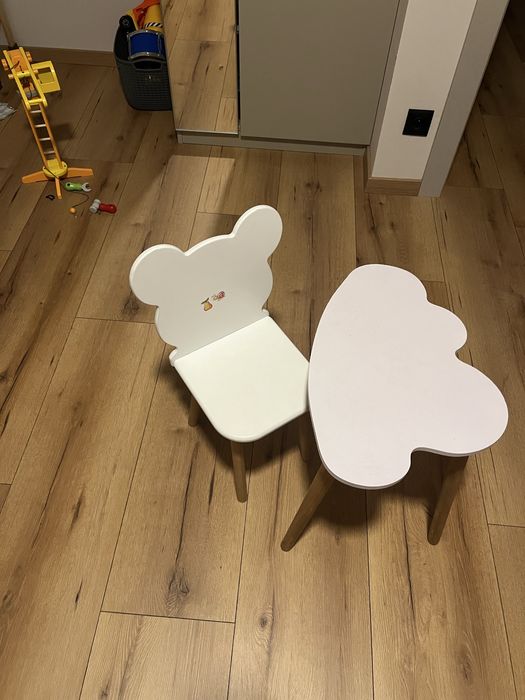 Stolik i krzesełko dla dziecka