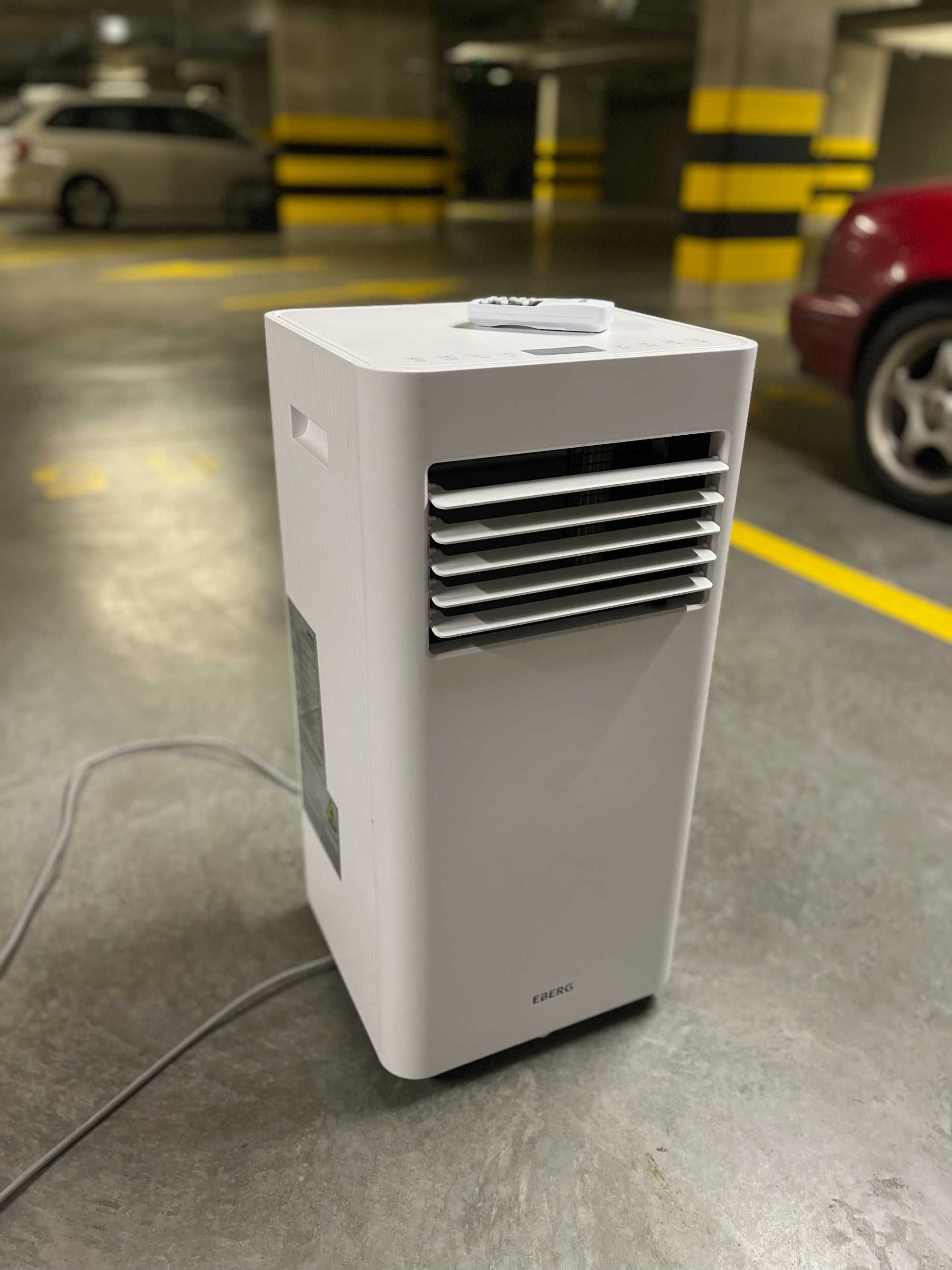 Klimatyzator przenośny EBERG RIO 2,93 kW z WiFi + dodatki