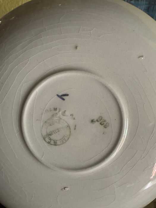 Vendo serviço de chá da marca Sacavém.para para seis pessoas.