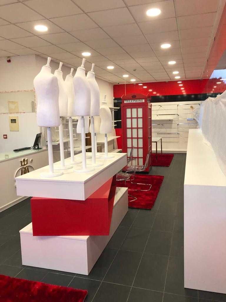 Móvel provador cabine telefónica+movél manequins