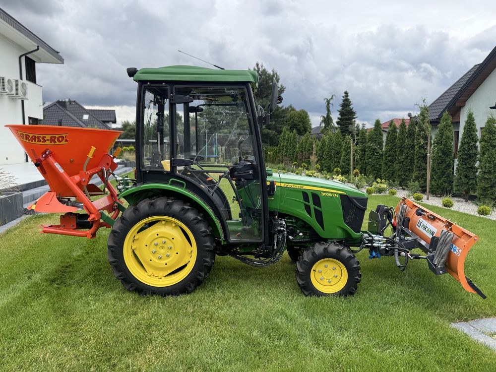 Mini traktor john deere 3028EN zestaw