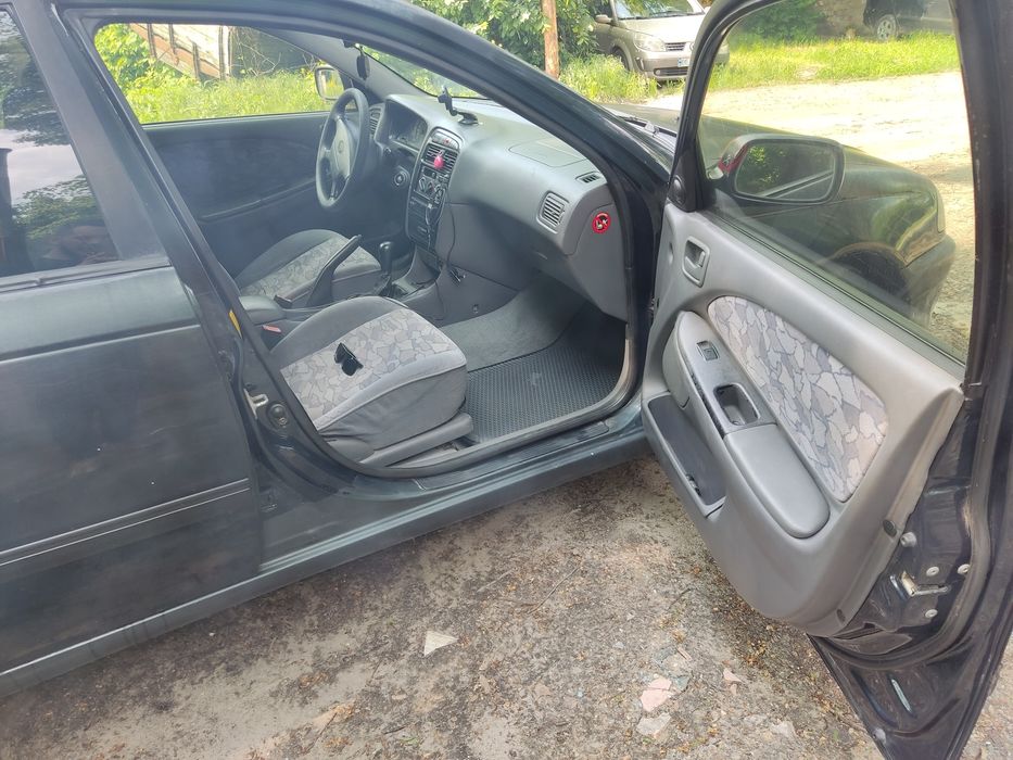 Toyota avensis газ/бенз переоформлення