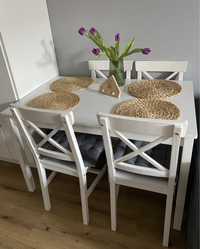 Кухоний стіл з кріслами