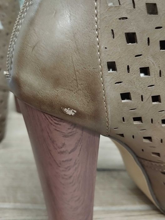 Ботильйони з перфорацією ,37 р