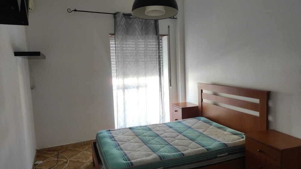 Quarto para arrendar