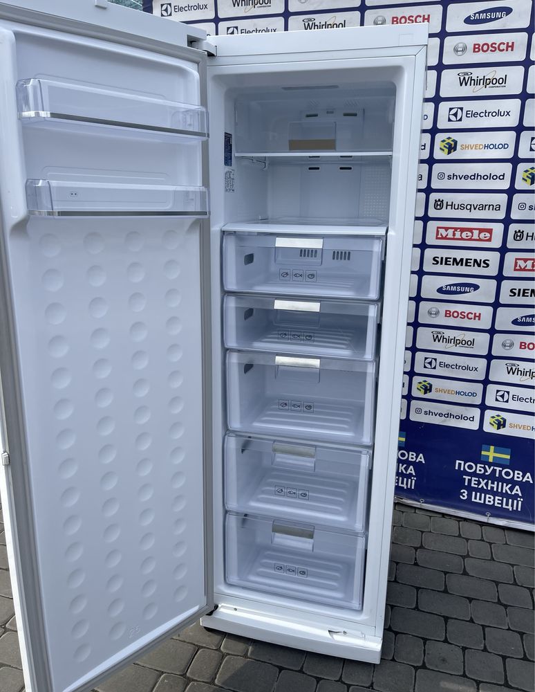 Морозильна камера б/в Samsung No Frost  #06821 180 см