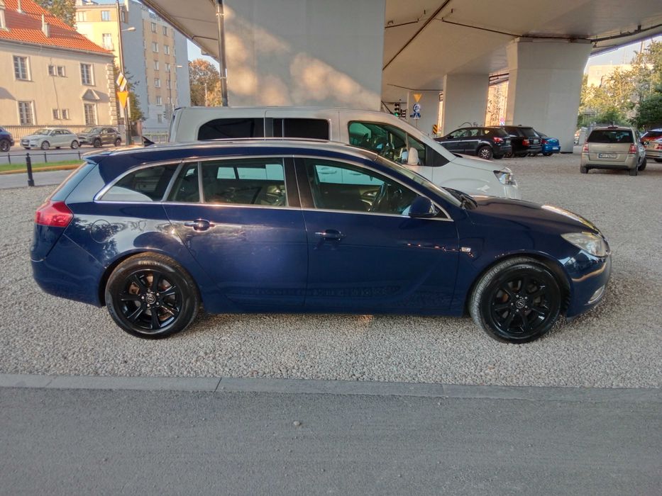 Опель Інсінгнія 2.0 дизель.ХОРОШИЙ СТАН,ХОРОША ЦІНА