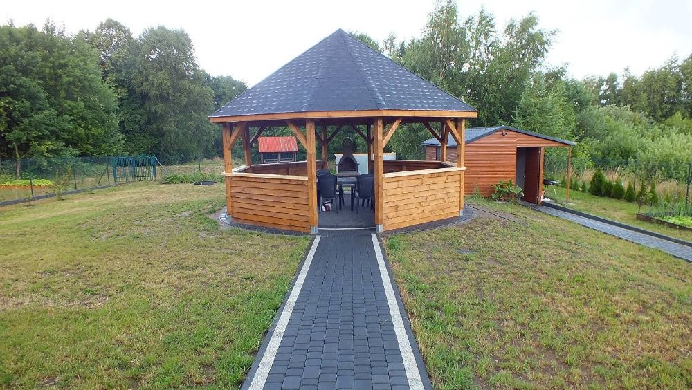 Domek na wzgórzu w Dębinie