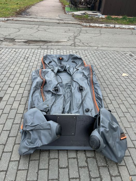 Човен Kolibri KM-330